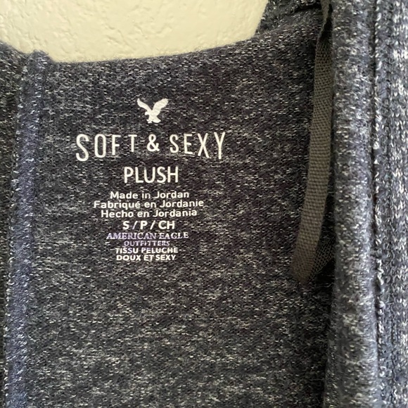 American Eagle light weight jacket. - Picture 3 of 4